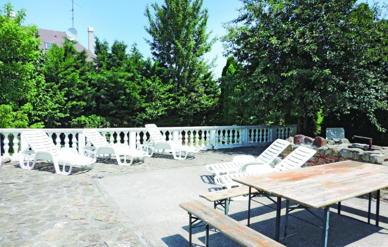 Landhaus Toereki Mit Pool Шіофок Екстер'єр фото
