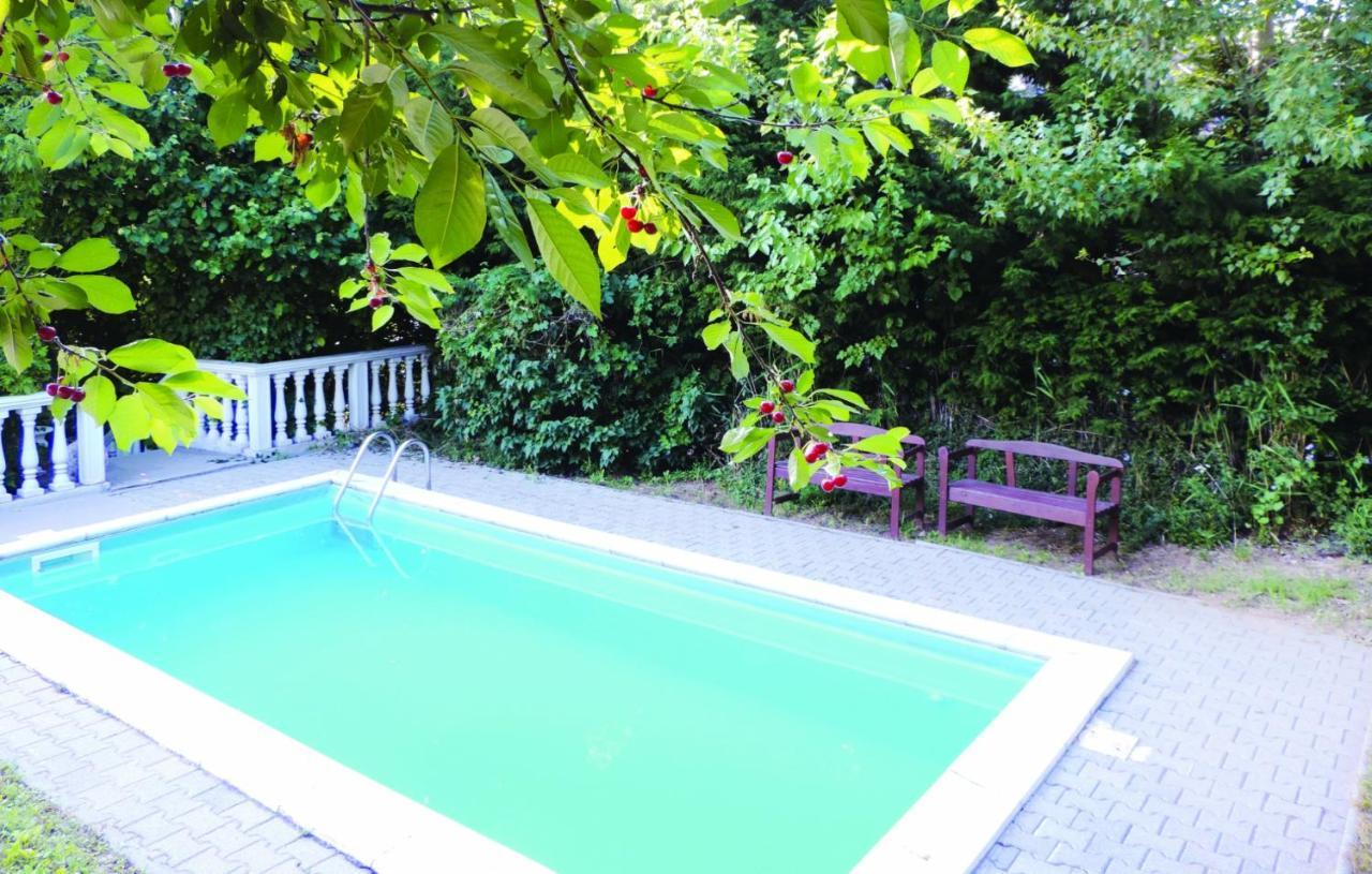 Landhaus Toereki Mit Pool Шіофок Екстер'єр фото